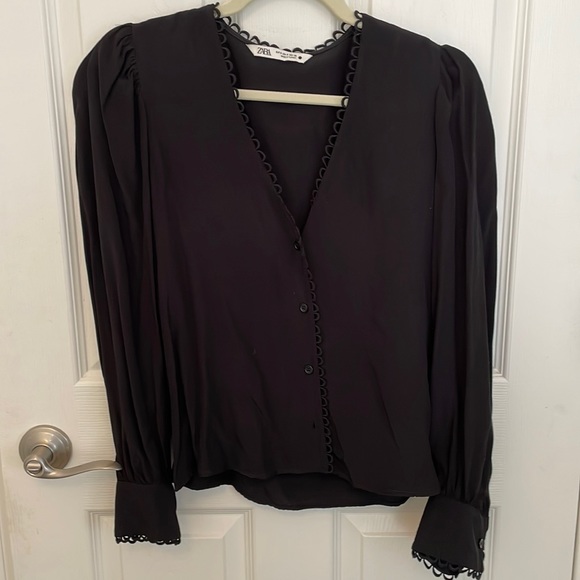Zara Blouse - Picture 1 of 2